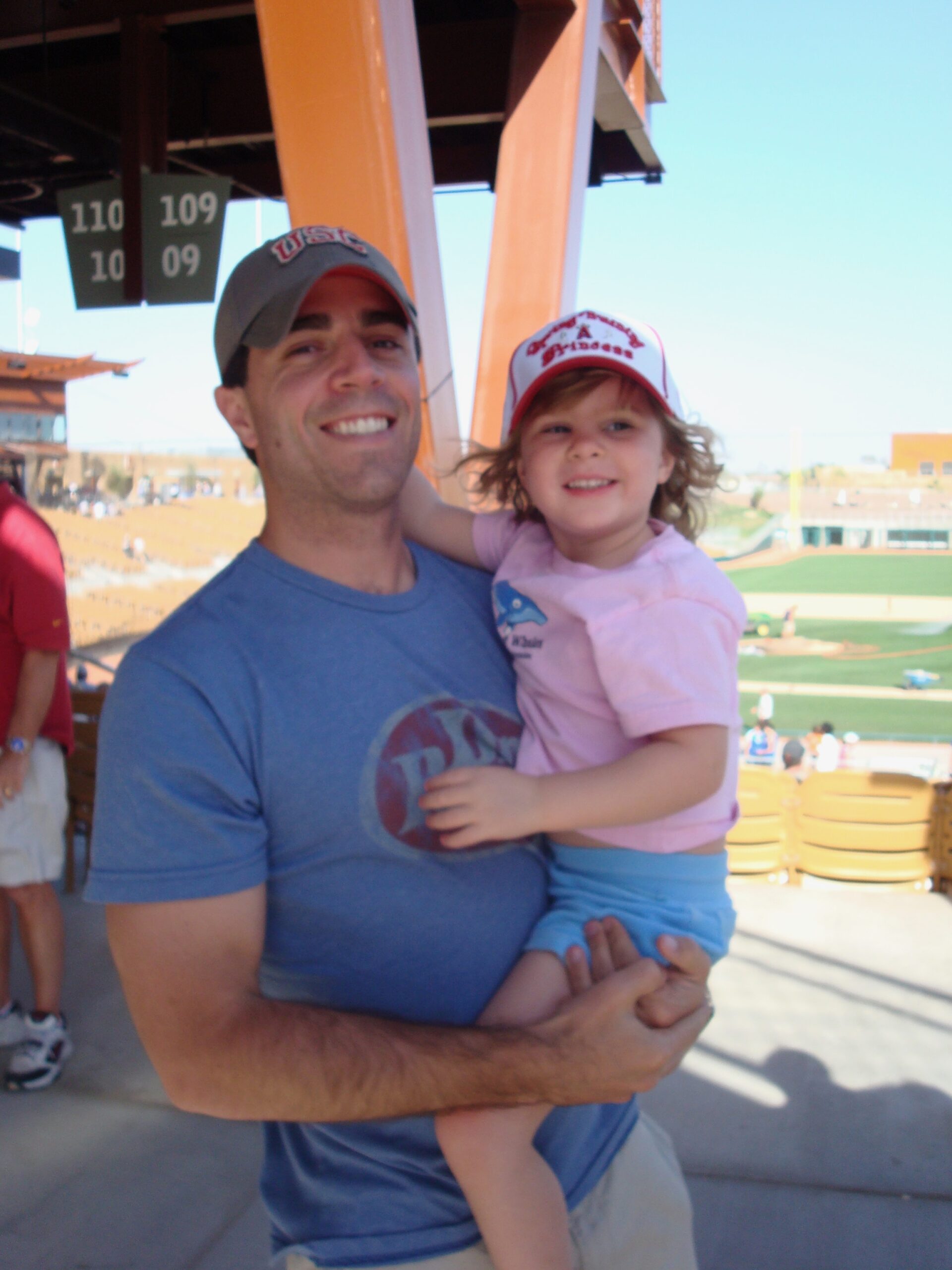 Ryan & Savannah take in the game